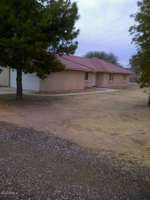 Main Photo 1