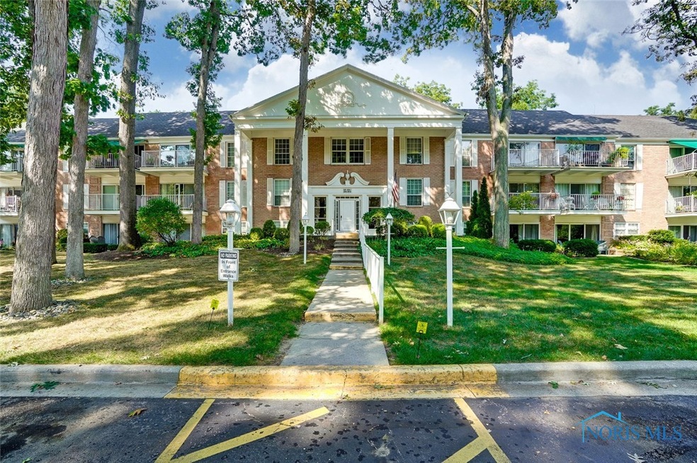 5679 Monroe Bldg 2 St, Sylvania, OH 43560 - photo 1