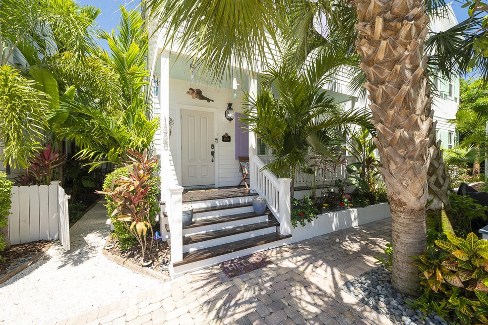 1325WhiteheadSt-8696 (5 of 80)