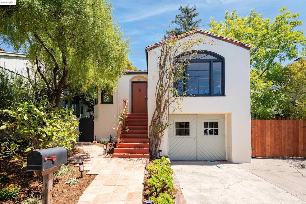 Sold $1,506,000 • Co-Listing Agent