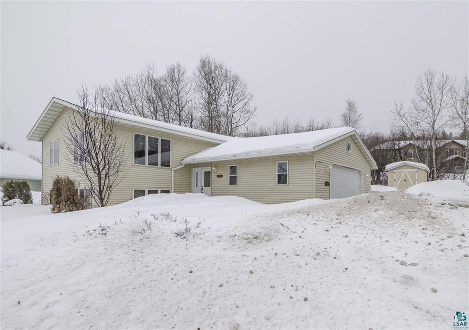 1611 N 43rd Ave E, Duluth, MN 55804 - photo 1