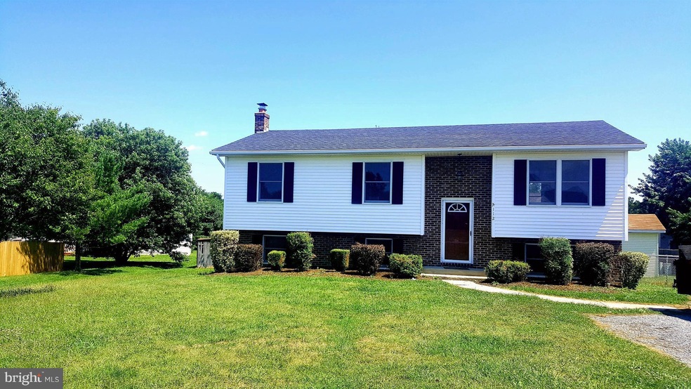 112 Golden Pond Cir, Stephens City, VA 22655 - photo 1