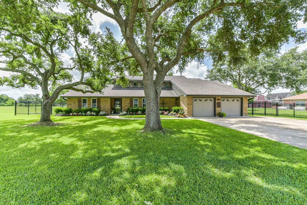 For Sale $729,999 • Co-Listing Agent
