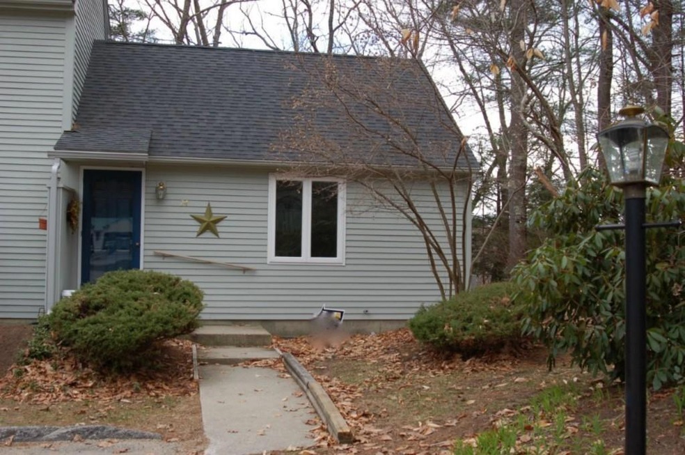 24 High Bluff Dr unit 24, Kennebunk, ME 04043 - photo 1