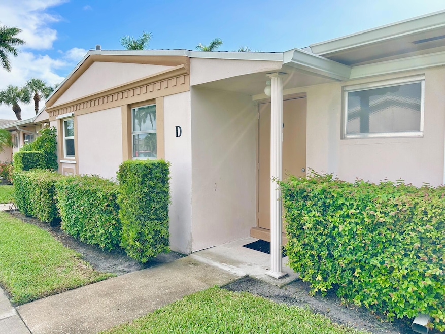 2556 Dudley Dr E unit D, West Palm Beach, FL 33415 - photo 1
