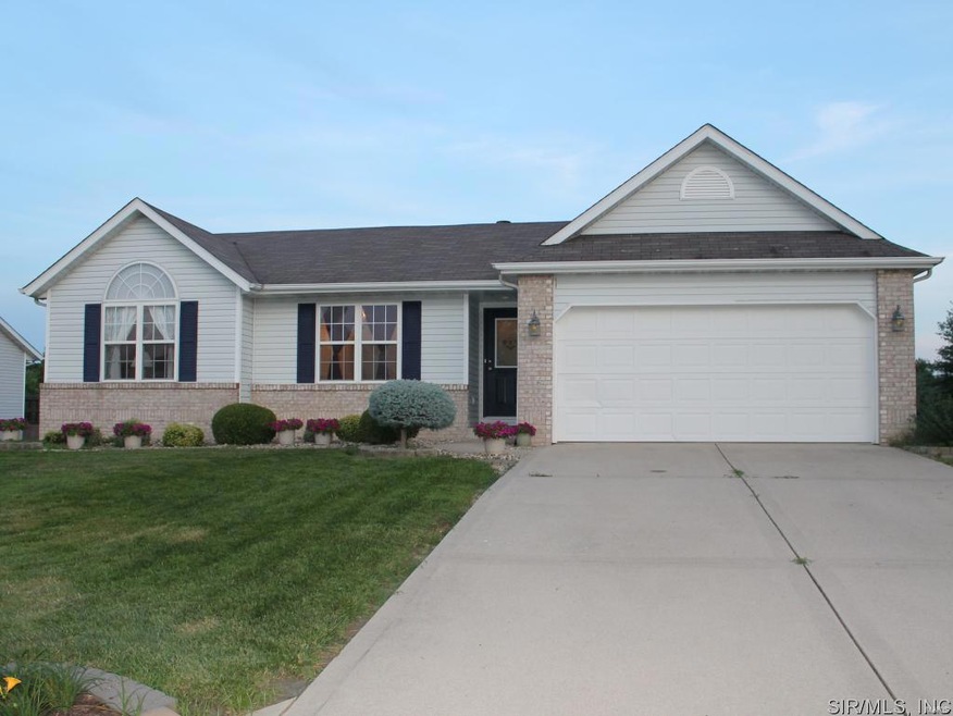 2105 Copper Creek Rd, Maryville, IL 62062 - photo 1