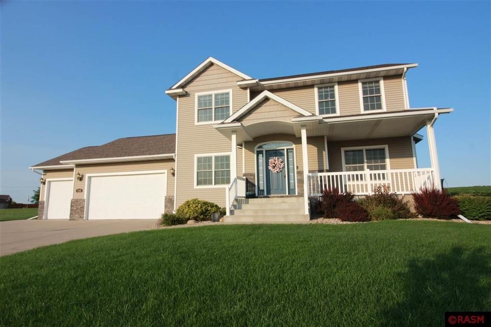 1783 Pride Ln, Albert Lea, MN 56007 - photo 1