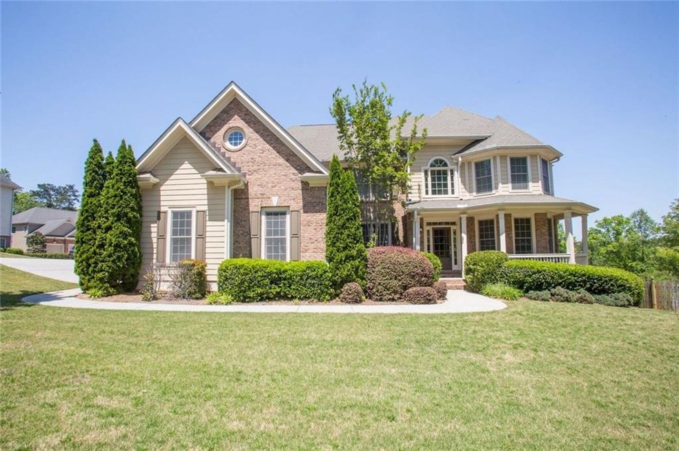 Charming 5 bedroom/ 4 bathroom home with full unfi
