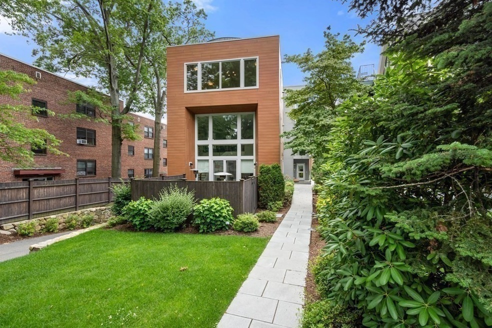 54 Harvard Ave unit 3, Brookline, MA 02446 - photo 1