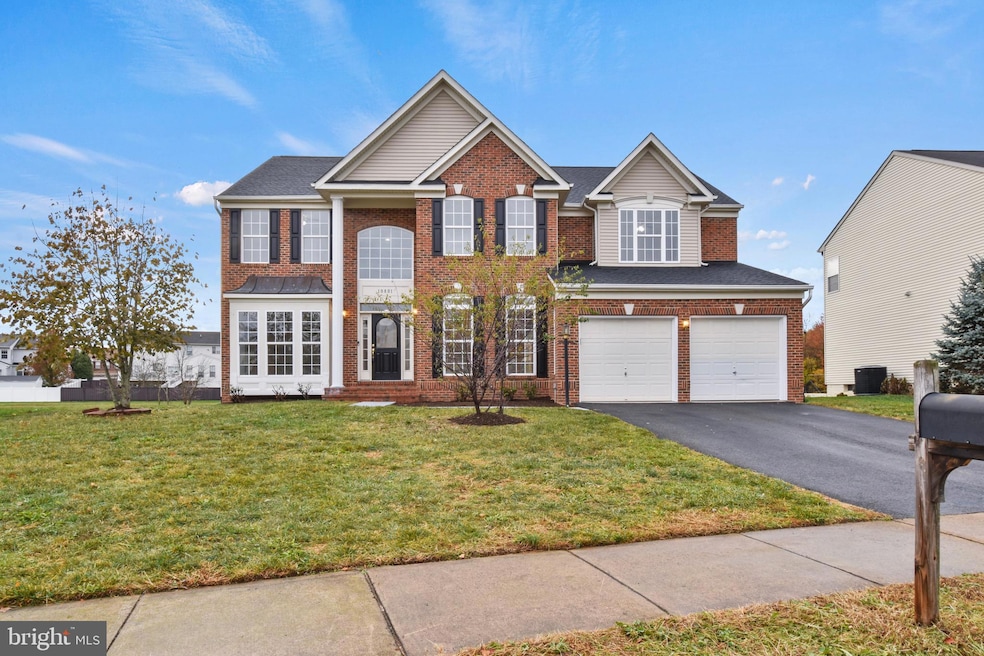 10801 Grimbert Ct, Bealeton, VA 22712 - photo 1