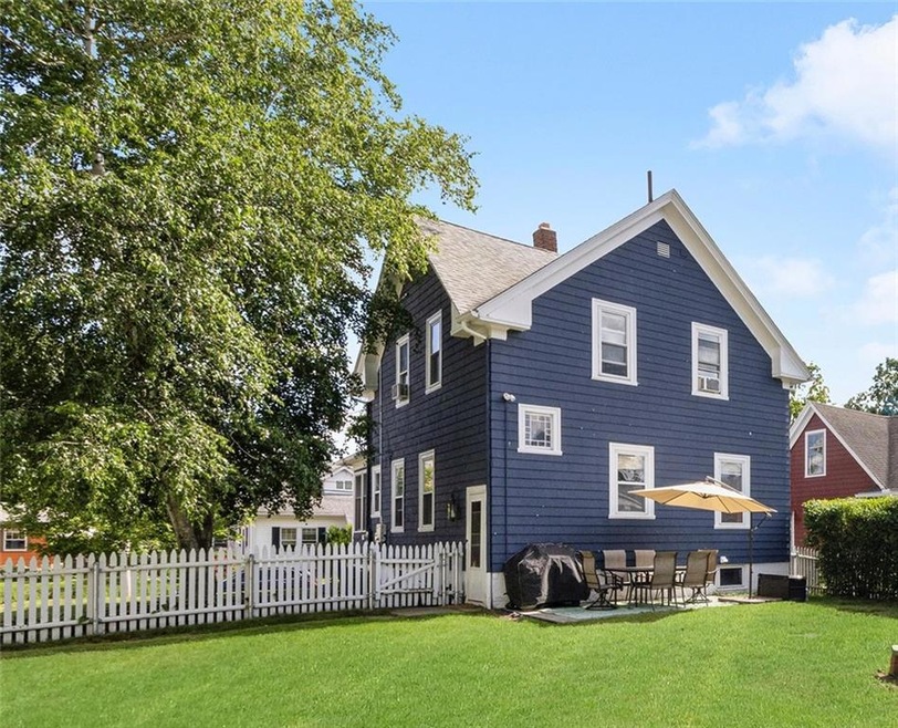 117 Oakland Ave, Cranston, RI 02910 - photo 1