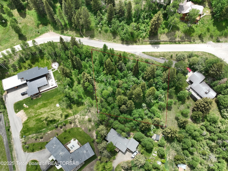 For Sale $1,350,000 • Co-Listing Agent