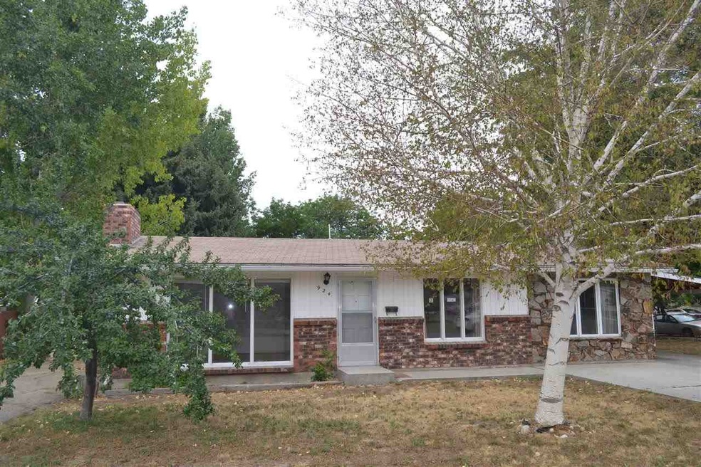 924 E Sherman Ave, Nampa, ID 83686 - photo 1