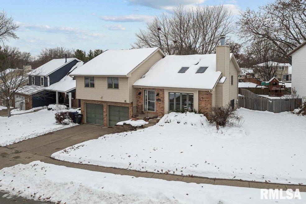 4545 Aspen Hills Cir, Bettendorf, IA 52722 - photo 1