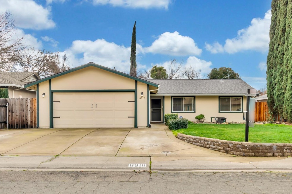 6918 Brookcrest Way, Citrus Heights, CA 95621 - photo 1