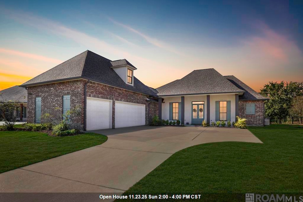 6291 Royal Lakes Estates Ave, Gonzales, LA 70737 - photo 1