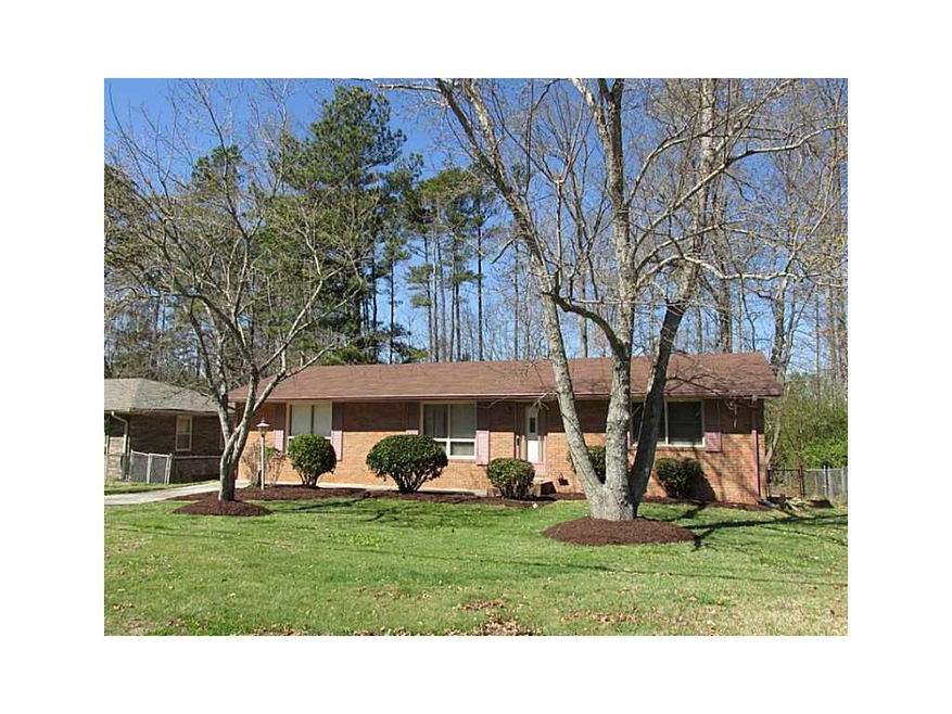 2830 Middleburg Dr, Atlanta, GA 30349 - photo 1