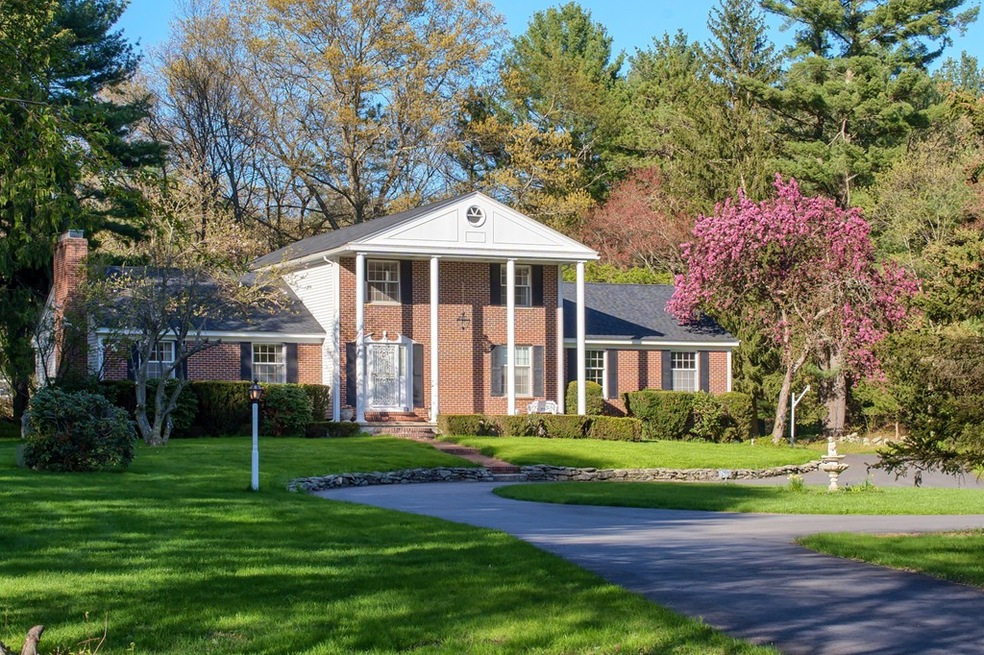 14 Bowen Cir, Sudbury, MA 01776 - photo 1