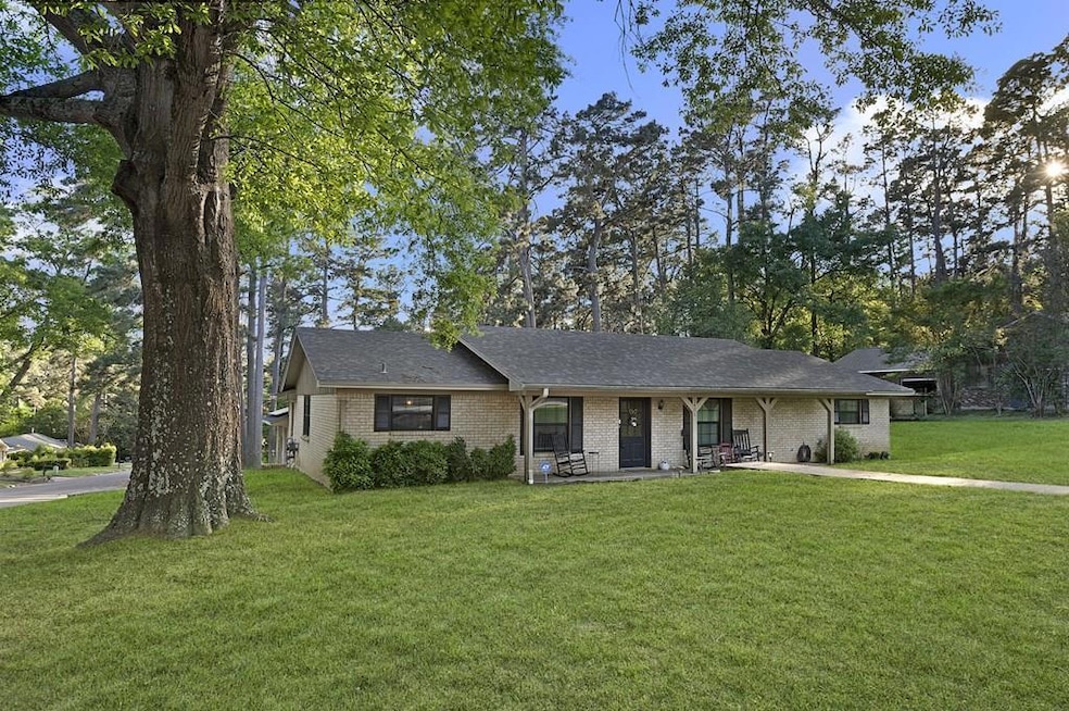 Pending $299,900