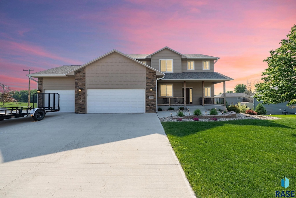 For Sale $599,900 • Co-Listing Agent
