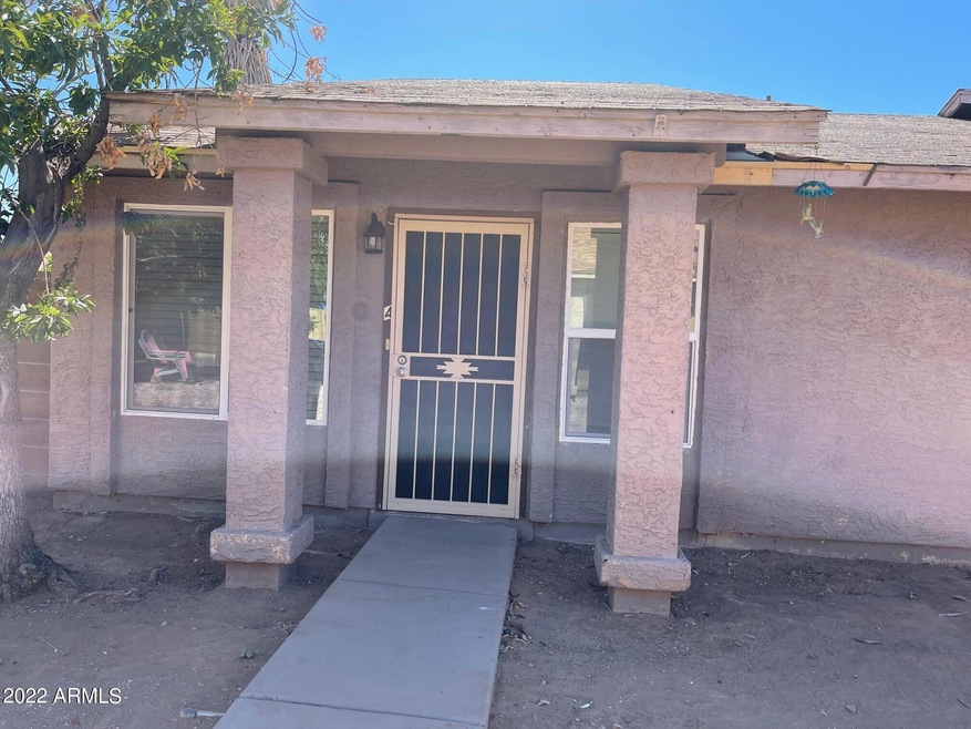 2859 E Capri Cir unit 4, Mesa, AZ 85204 - photo 1