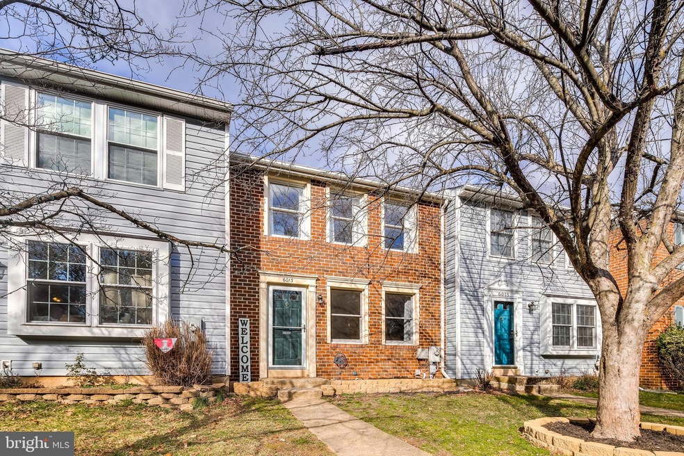 6013 Tree Swallow Ct, Columbia, MD 21044 - photo 1