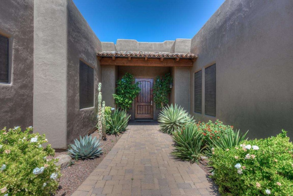 001_Front Entry