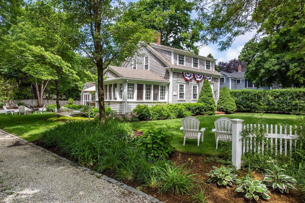 825 Main St, Cotuit, MA 02635 - photo 1