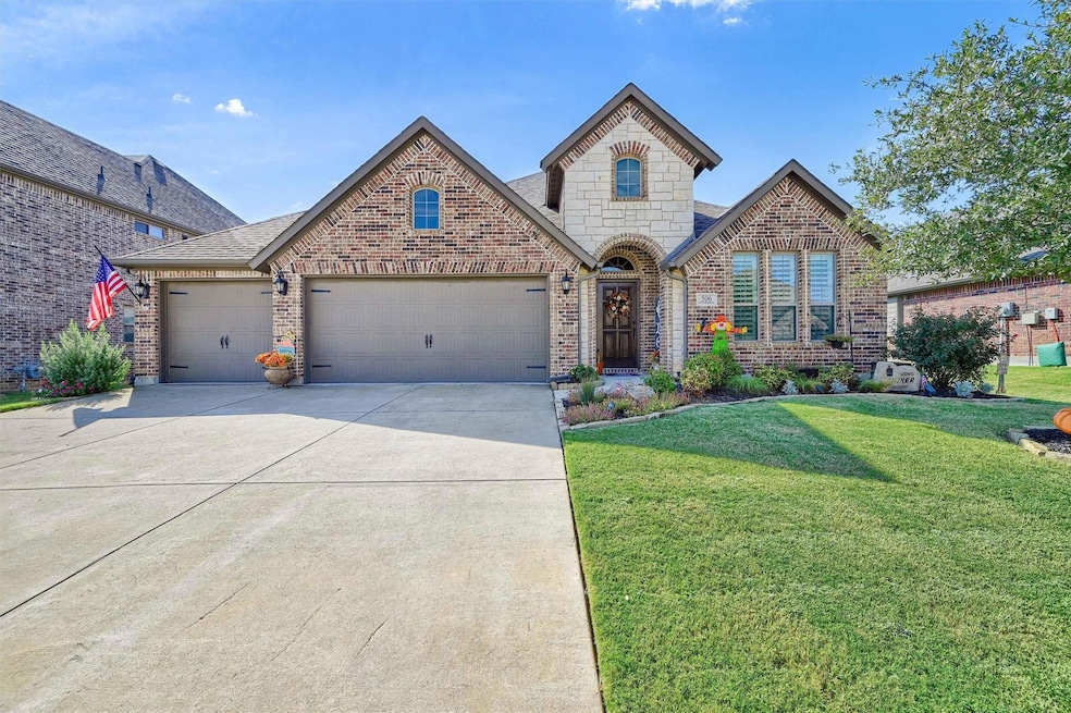 Welcome to 506 Woodbine in Austin Landing!