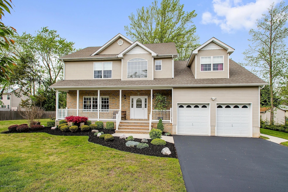 118 Larrabee Blvd, Howell, NJ 07731 - photo 1