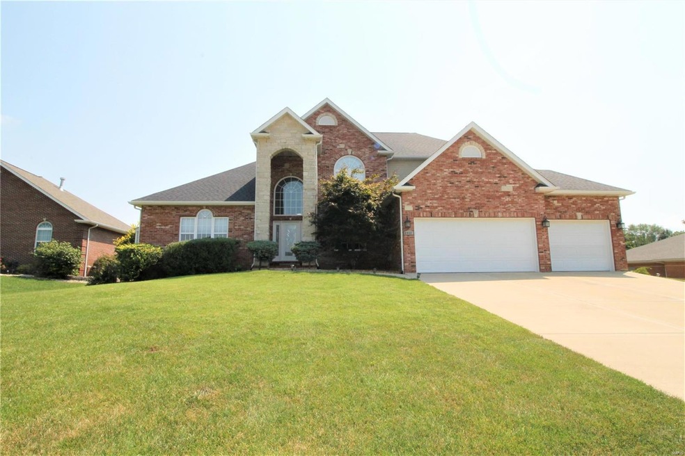 4952 Autumn Oaks Dr, Maryville, IL 62062 - photo 1