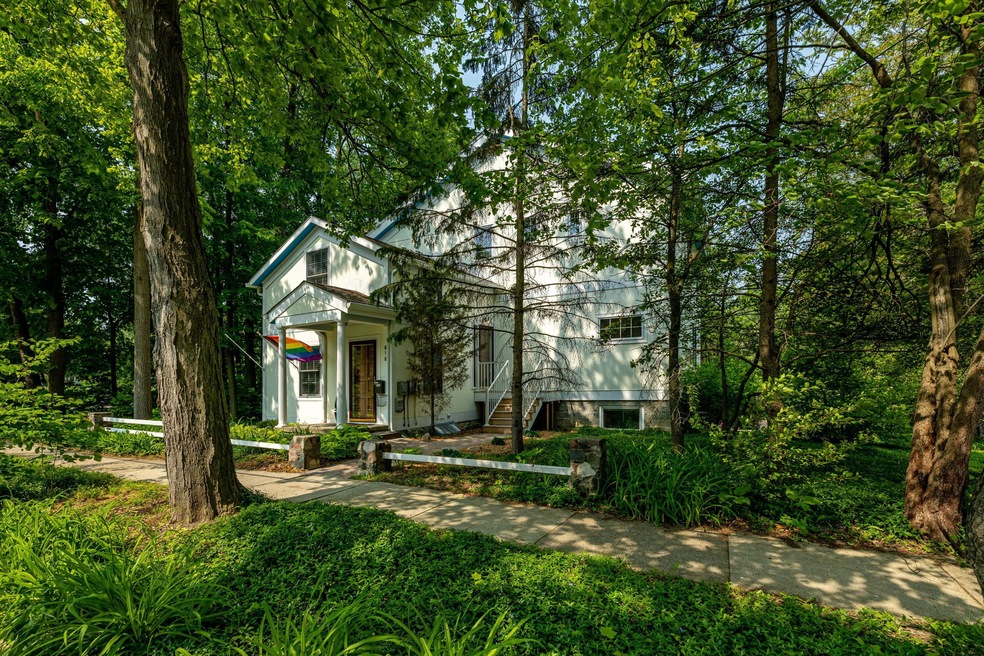 818 S 7th St, Ann Arbor, MI 48103 - photo 1