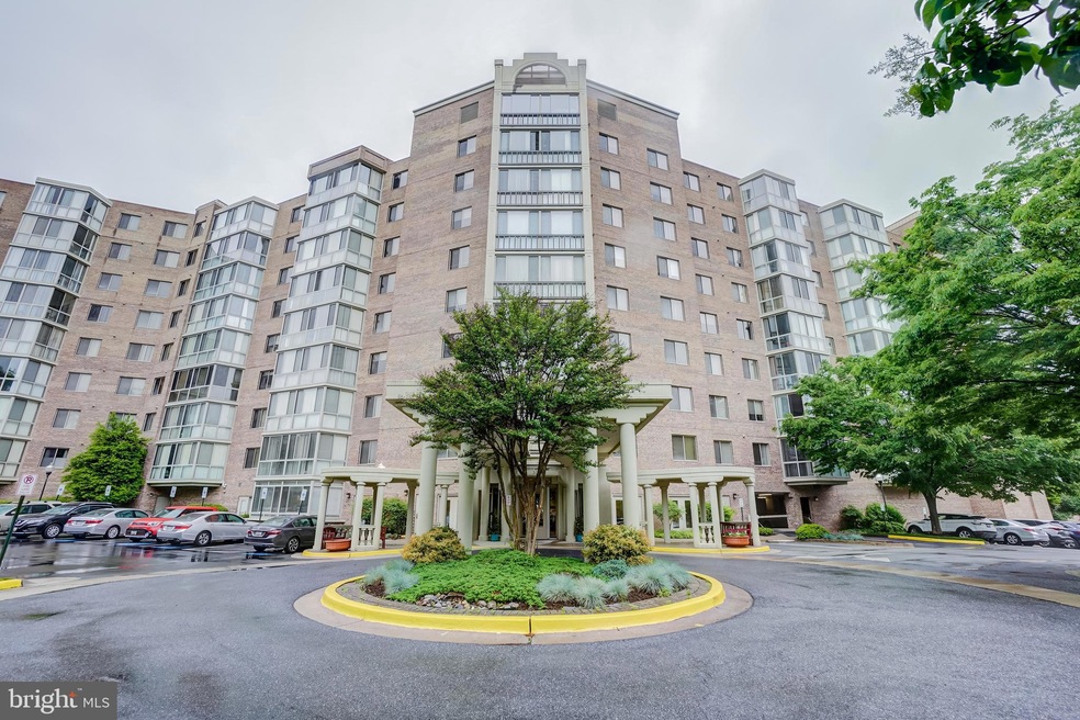 3005 S Leisure World Blvd unit 817, Silver Spring, MD 20906 - photo 1