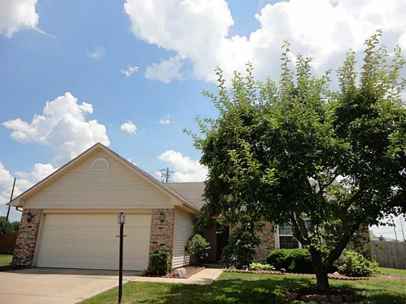 12654 Walney Ct, Fishers, IN 46038 - photo 1