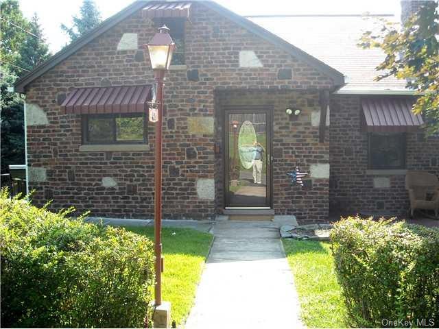 401 Tompkins Ave, Nyack, NY 10960 - photo 1