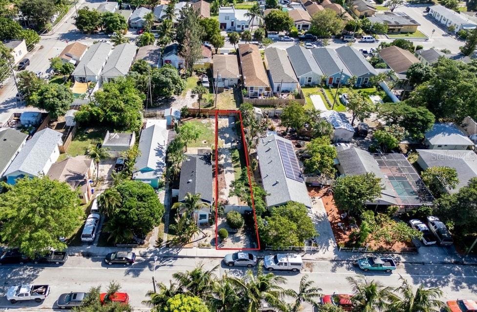 320 N D St, Lake Worth Beach, FL 33460 - photo 1