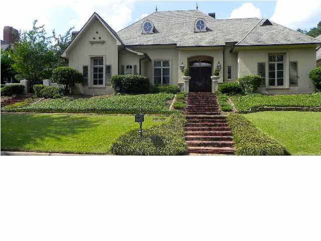 Welcome to 3 Crestview Cove