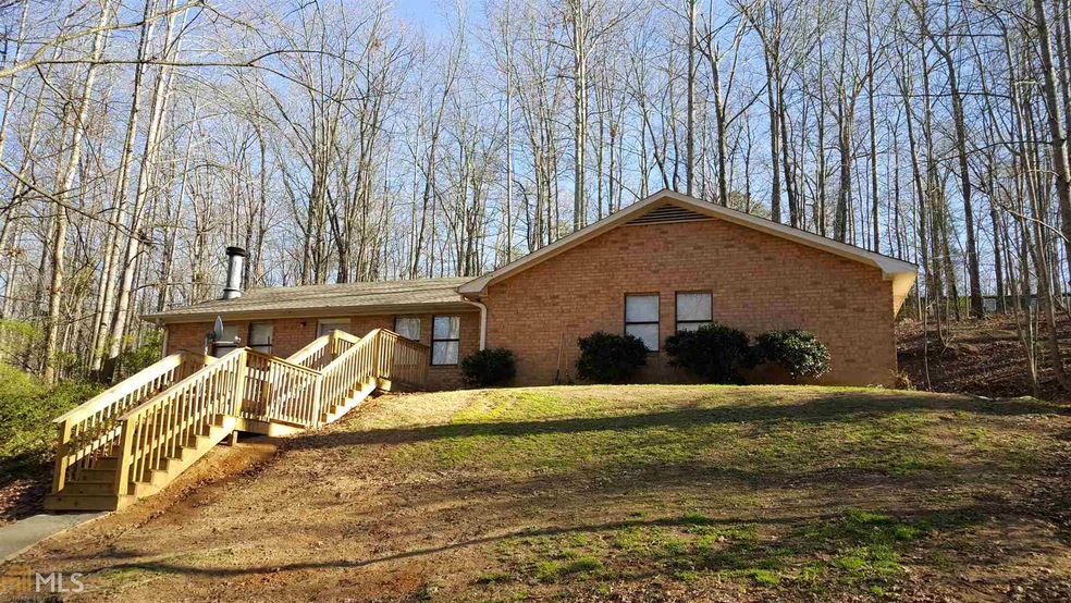 E E Wright St unit 13, Winder, GA 30680 - photo 1