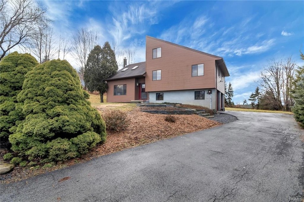 12 Jeffrey Dr, Chester, NY 10918 - photo 1