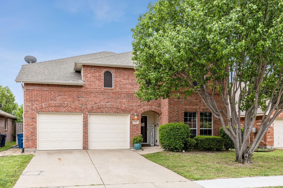 323 Highland View Dr, Wylie, TX 75098 - photo 1
