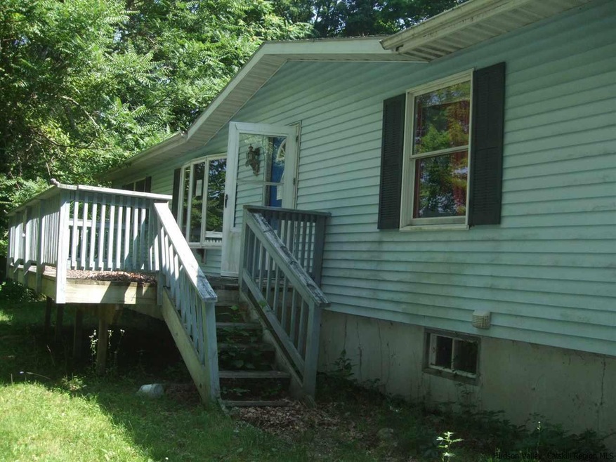 2 Beacham Rd, Rhinebeck, NY 12572 - photo 1