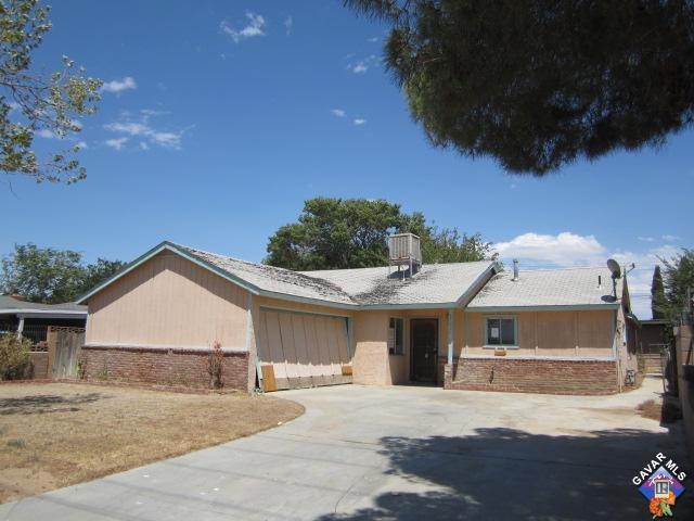 37836 10th St E, Palmdale, CA 93550 - photo 1