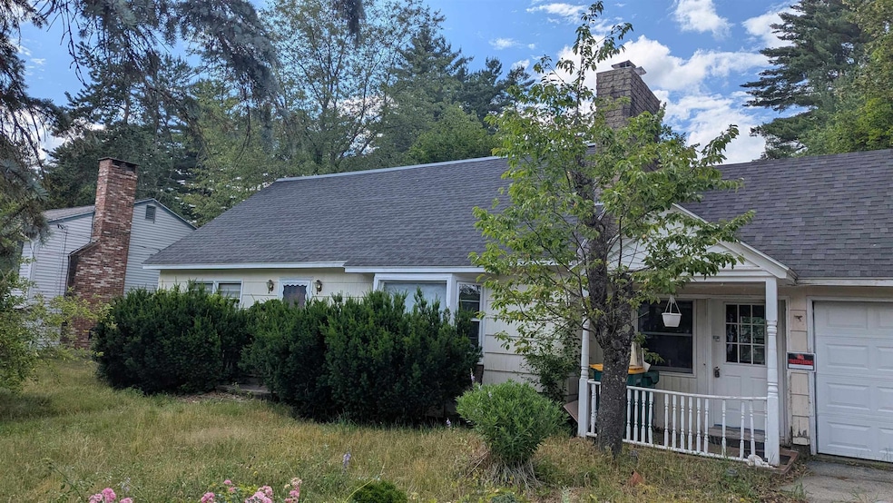 21 Lois St, Rochester, NH 03867 - photo 1