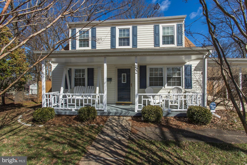 252 Manassas Dr, Manassas Park, VA 20111 - photo 1