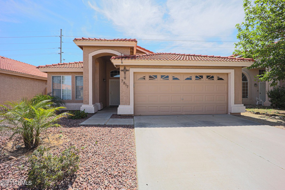 Pristine ranch with 2 car garage