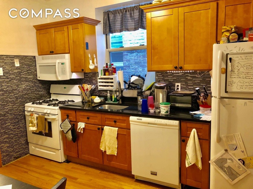 37-14 Astoria Blvd S unit 2, Long Island City, NY 11103 - photo 1