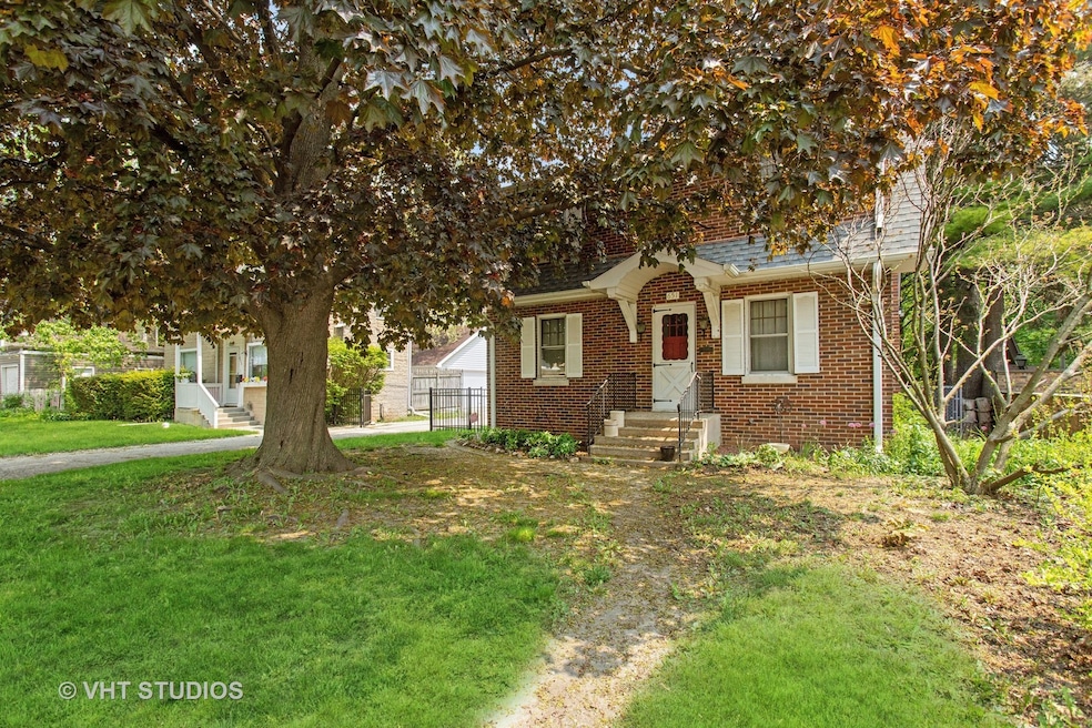 651 Judge Ave, Waukegan, IL 60085 - photo 1