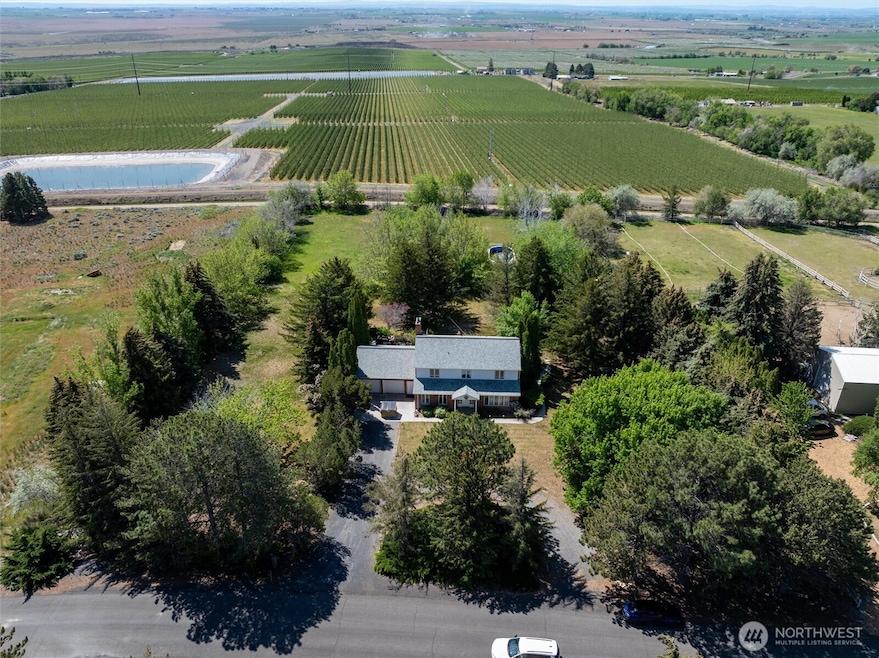 For Sale $860,000
