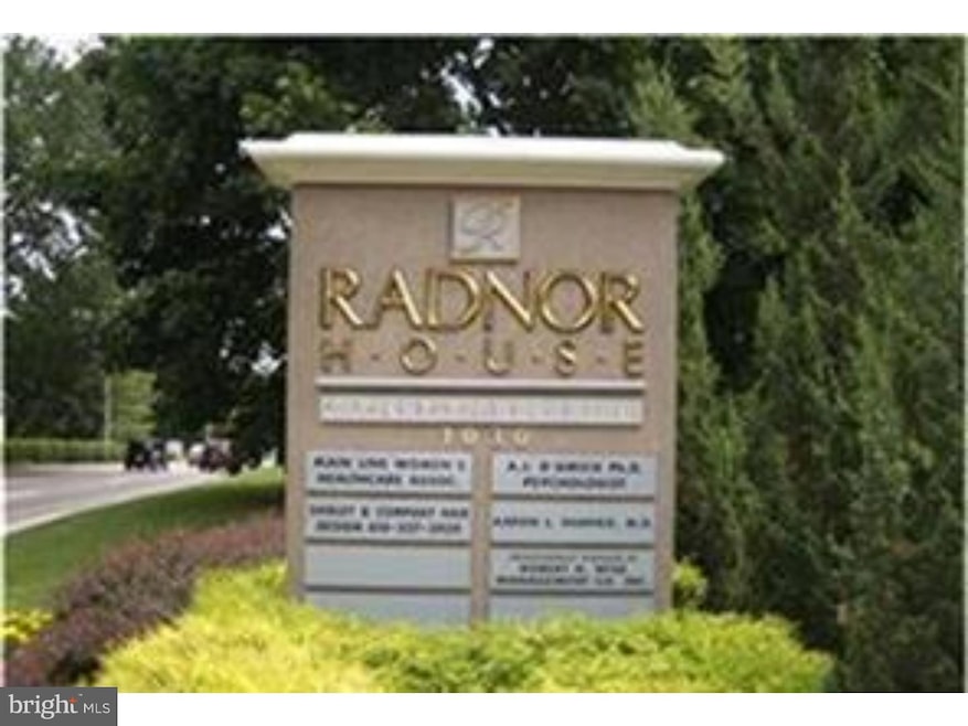 Radnor House unit 619, Bryn Mawr, PA 19010 - photo 1