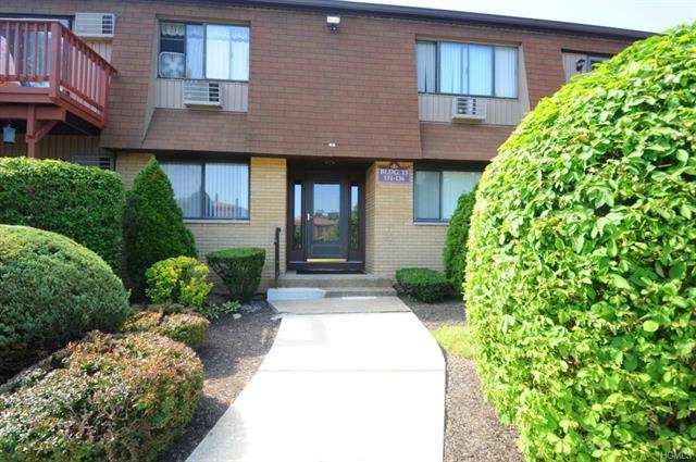 135 Richard Ct unit 13E, Pomona, NY 10970 - photo 1